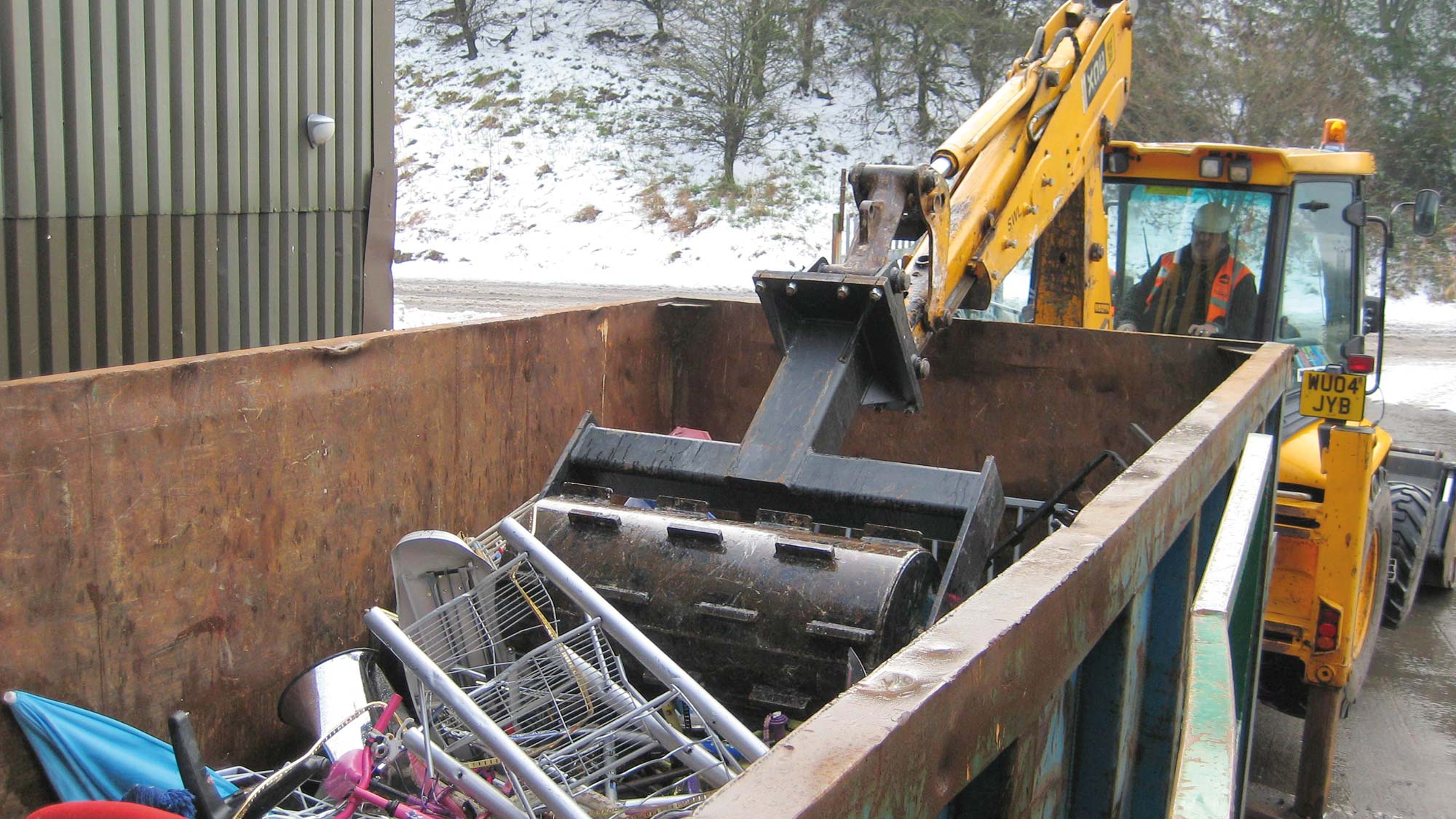 Econopax compacting waste